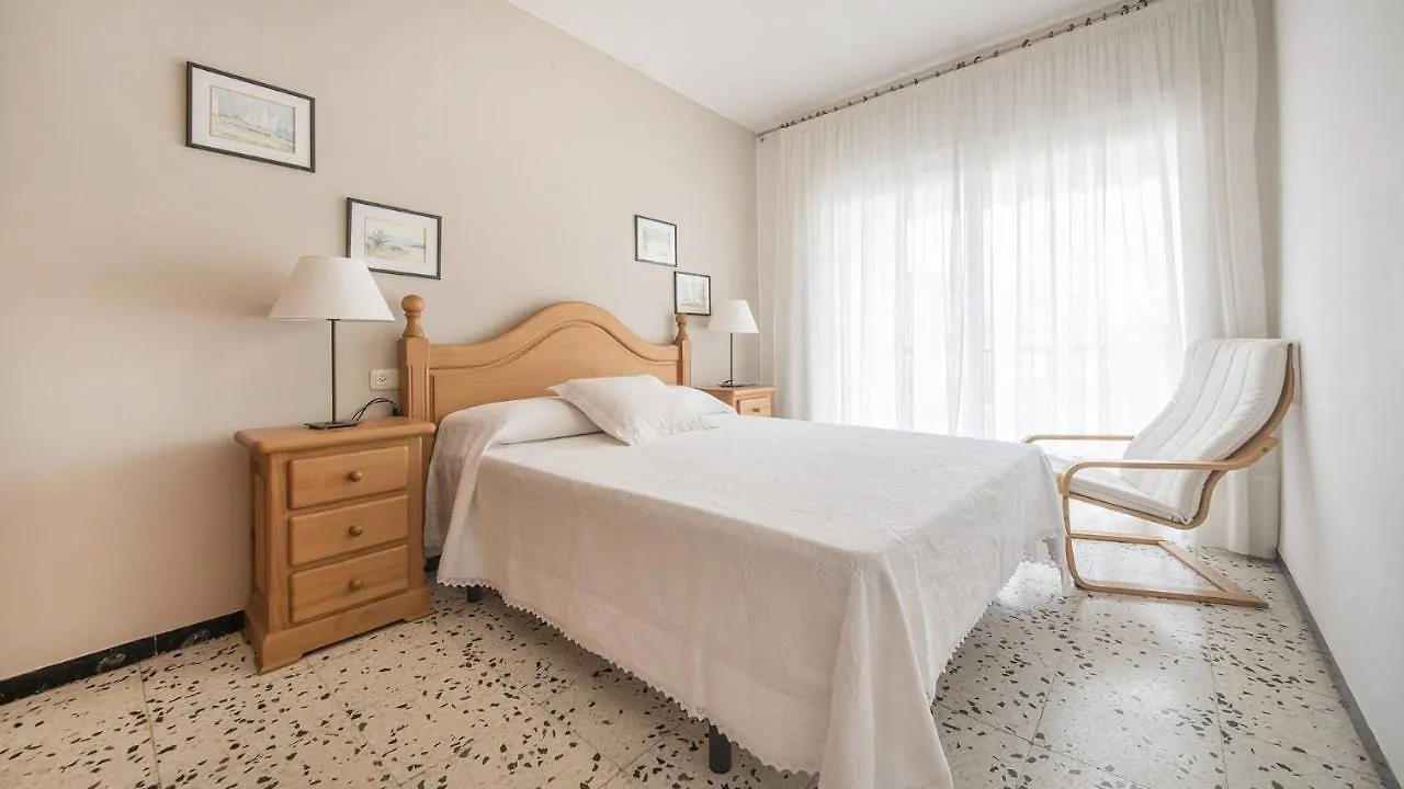 R28 Apartamento Montserrat 11-3 Calafell